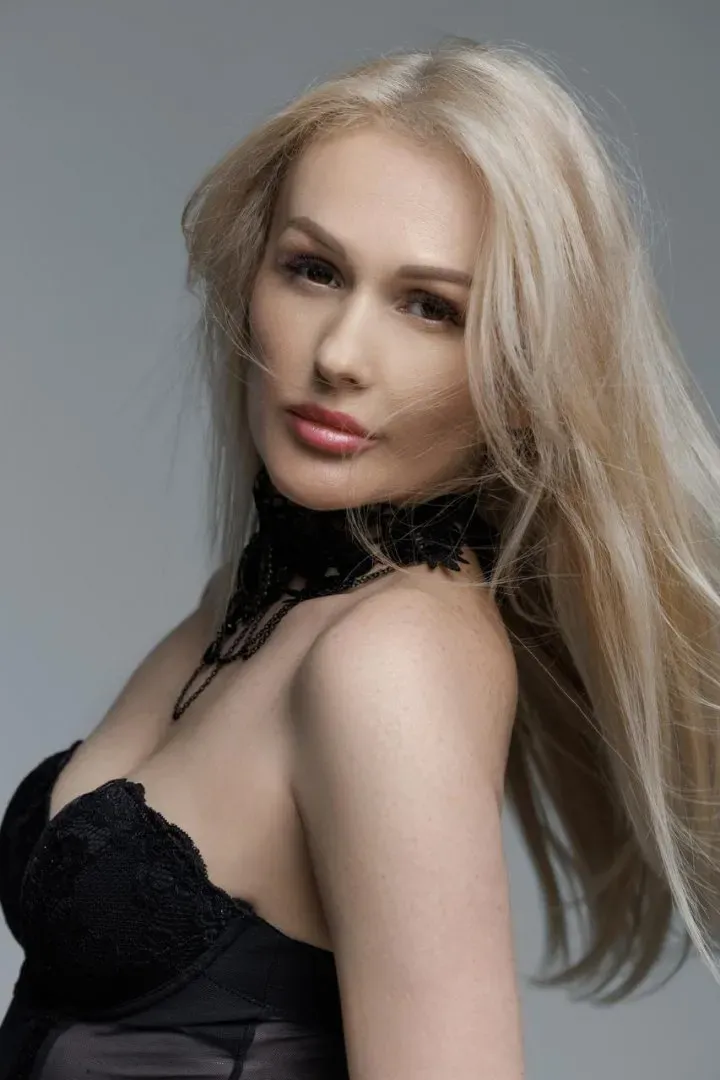 Model Rosi