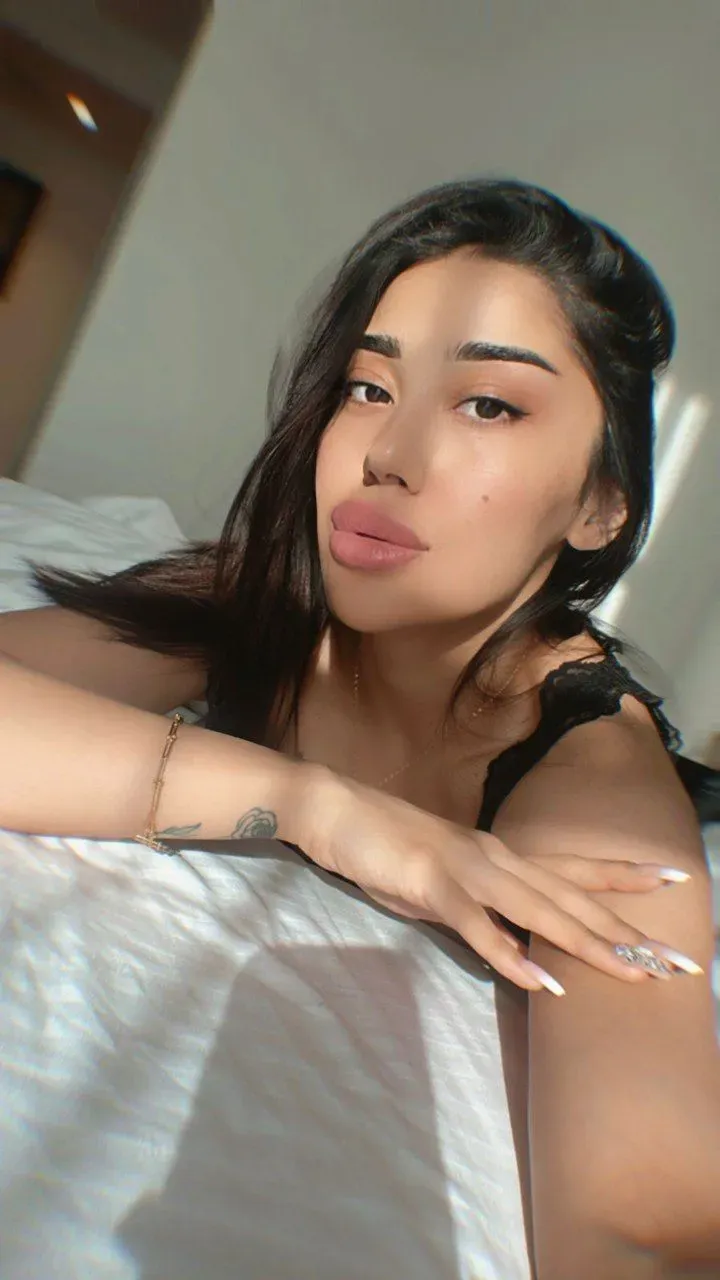 Model Ghazal