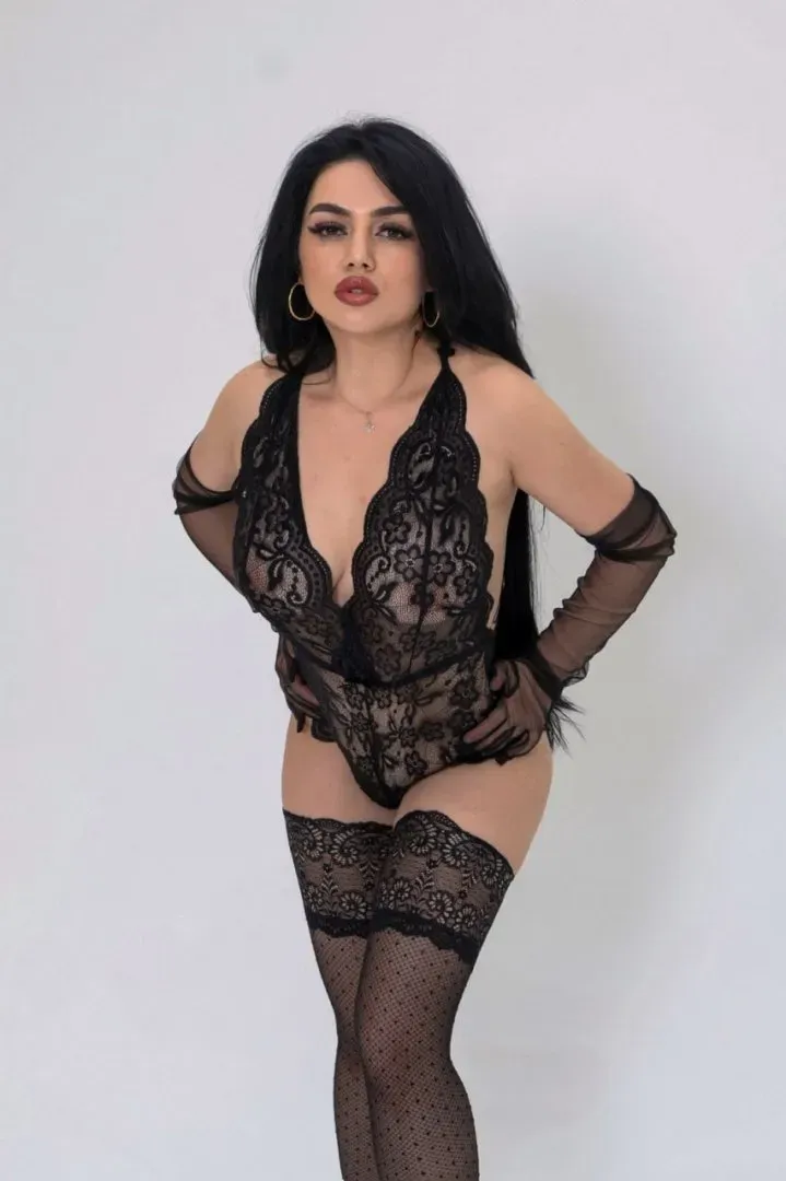 Model Liana